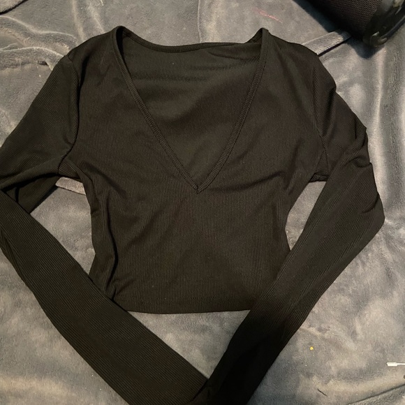Black basic long sleeve - Picture 1 of 1